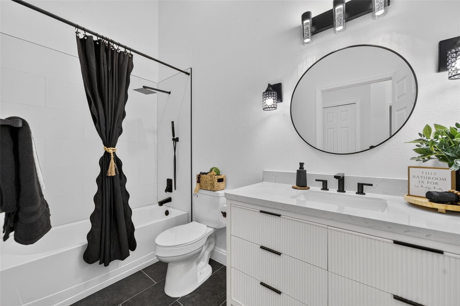 AVALON LAKES PH 03 VILLAGE D - Residential