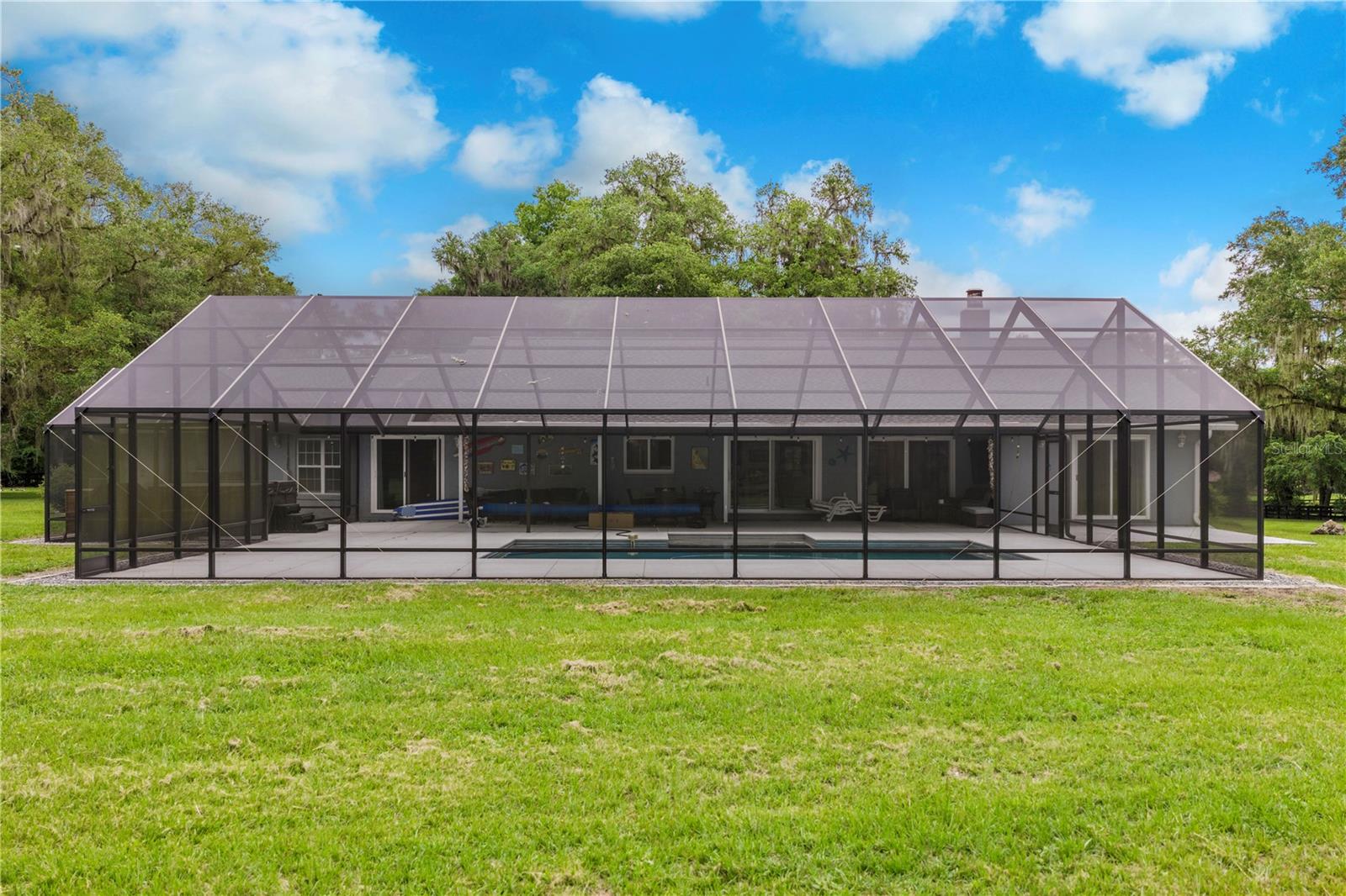 MEADOW WOOD FARMS 01 - Residential