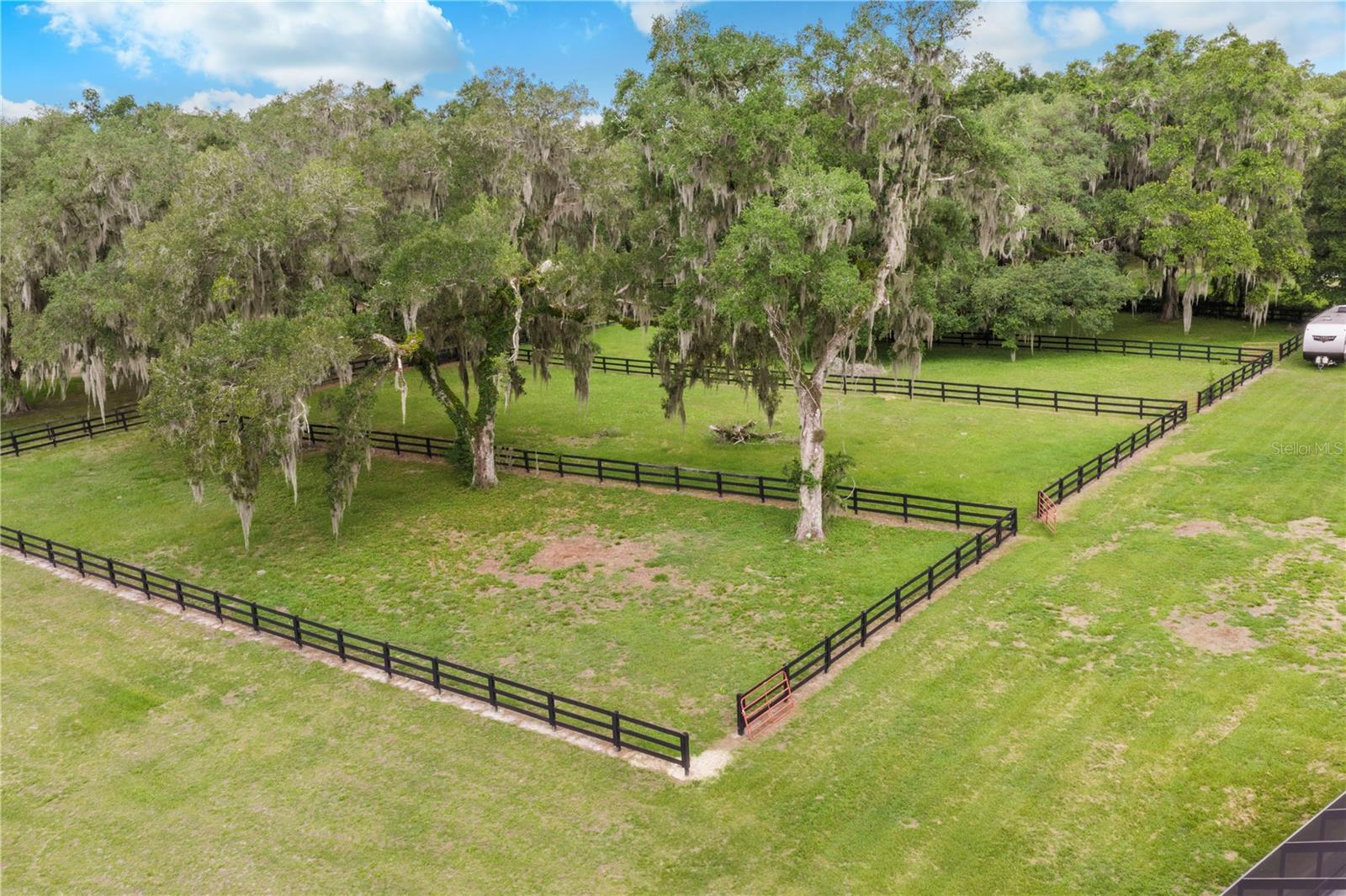 MEADOW WOOD FARMS 01 - Residential