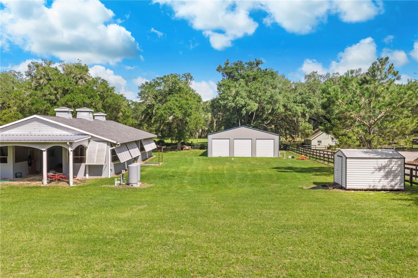 MEADOW WOOD FARMS 01 - Residential