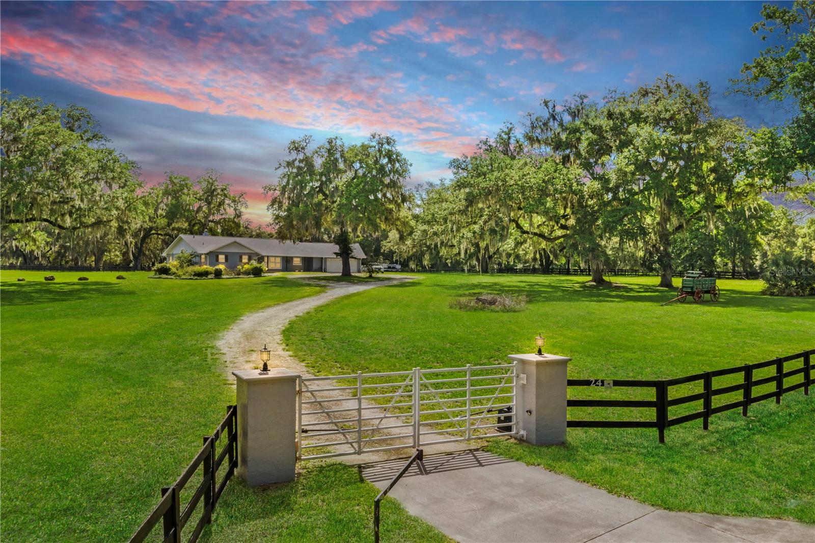 MEADOW WOOD FARMS 01 - Residential