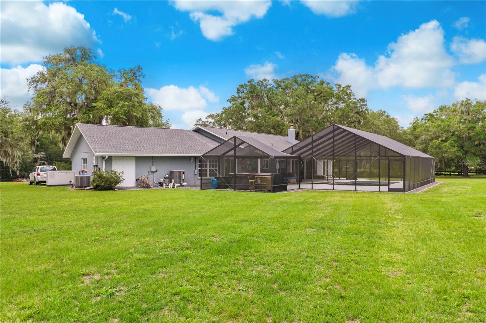 MEADOW WOOD FARMS 01 - Residential