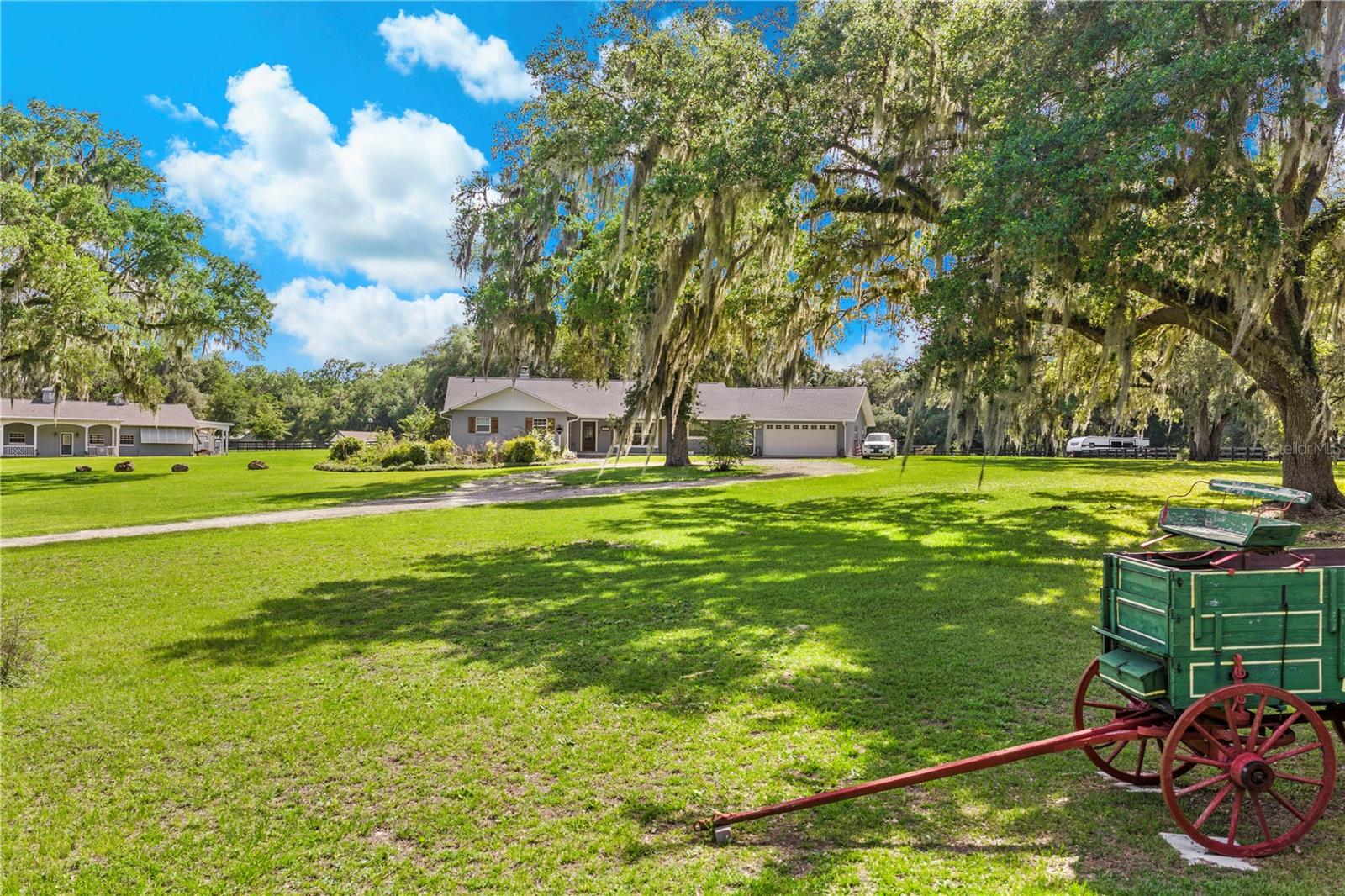 MEADOW WOOD FARMS 01 - Residential