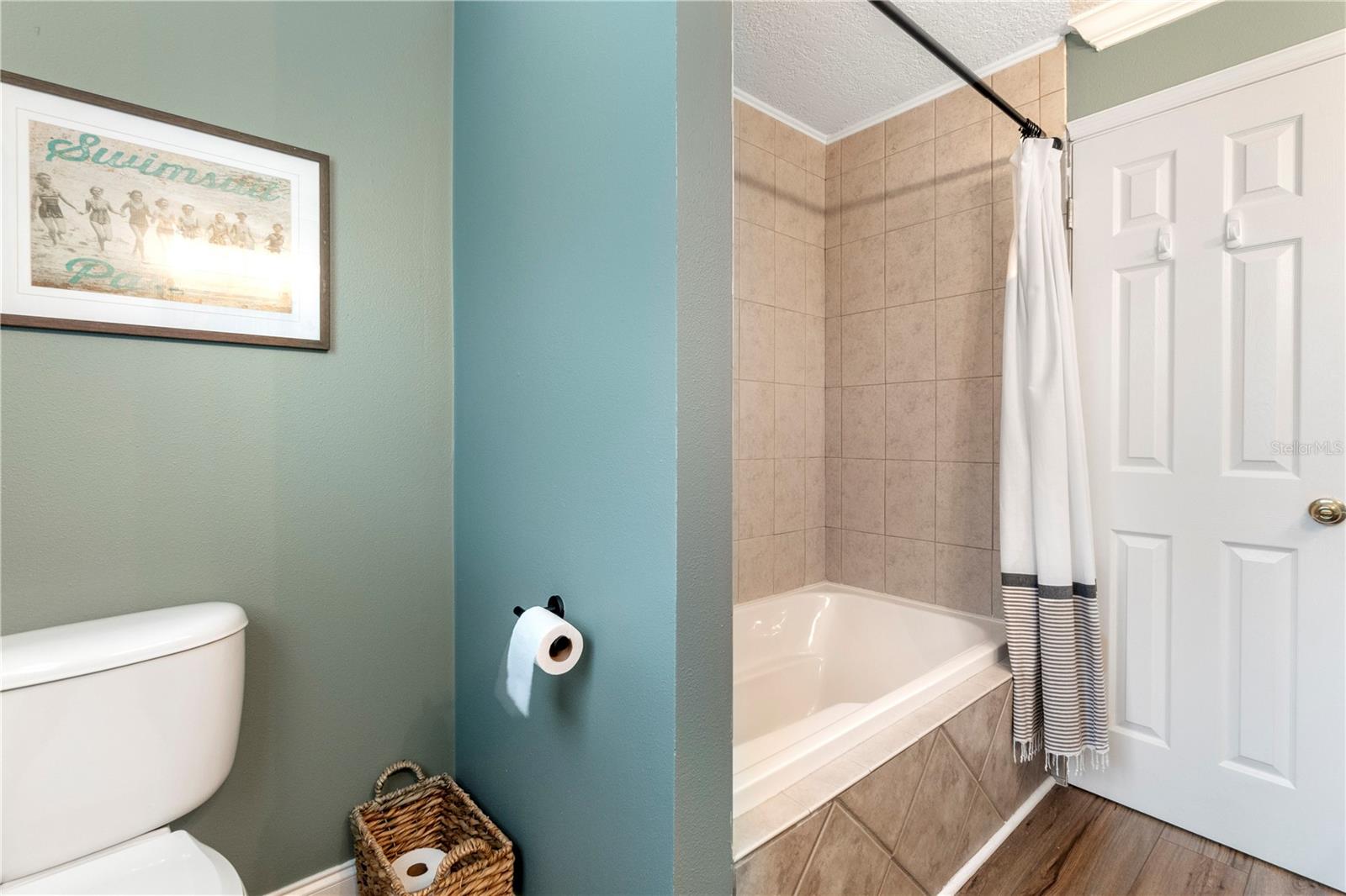 MEADOW WOOD FARMS 01 - Residential