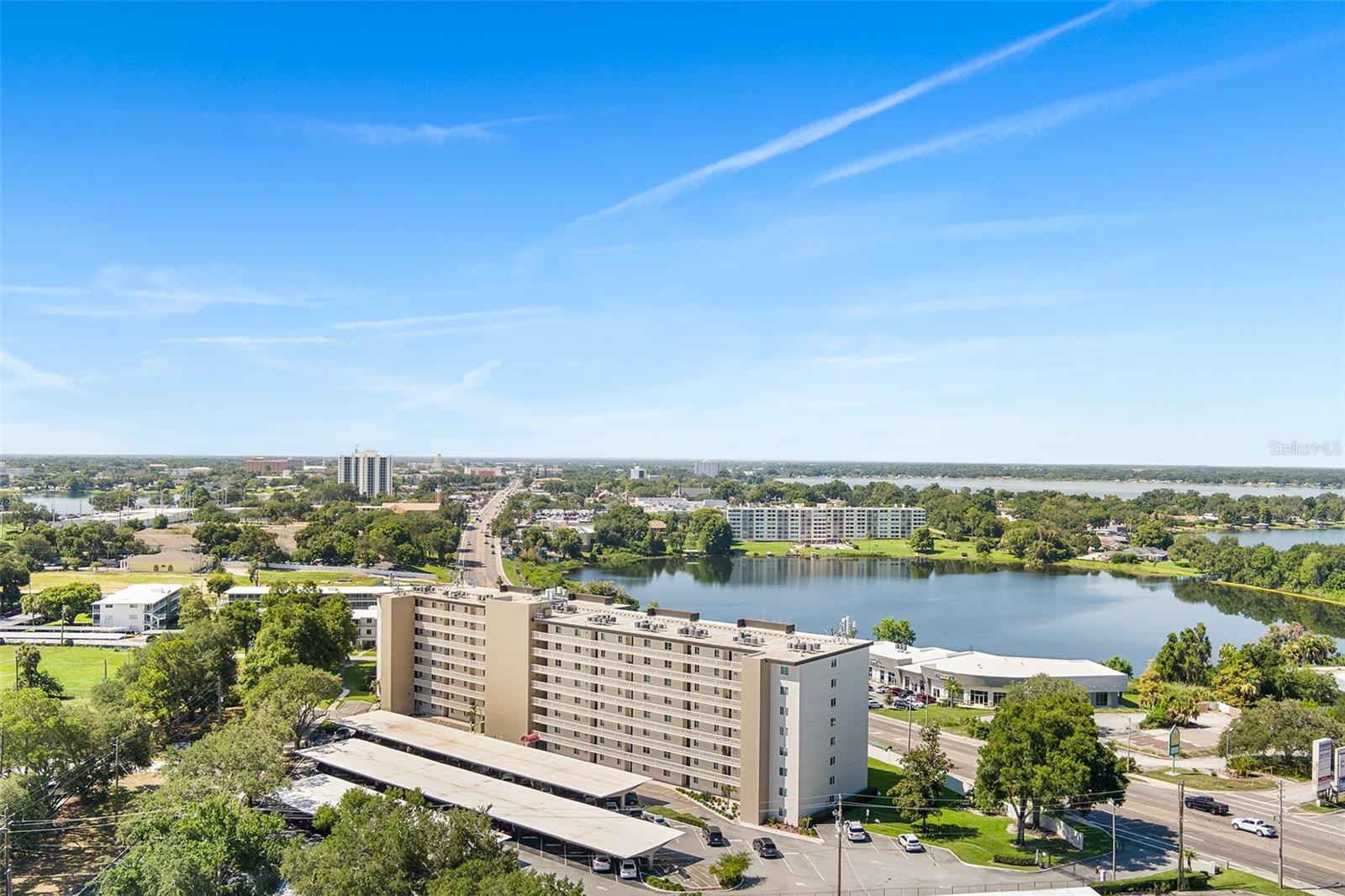 LAKERIDGE CONDO - Residential