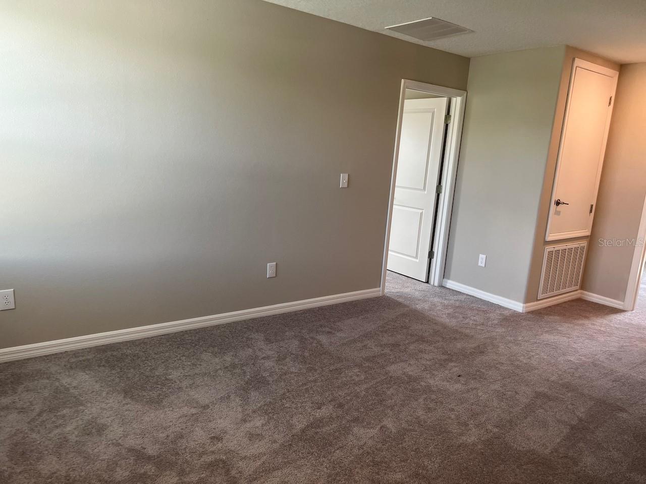 GLENCOVE/BAYPARK PH 2 - Residential Lease