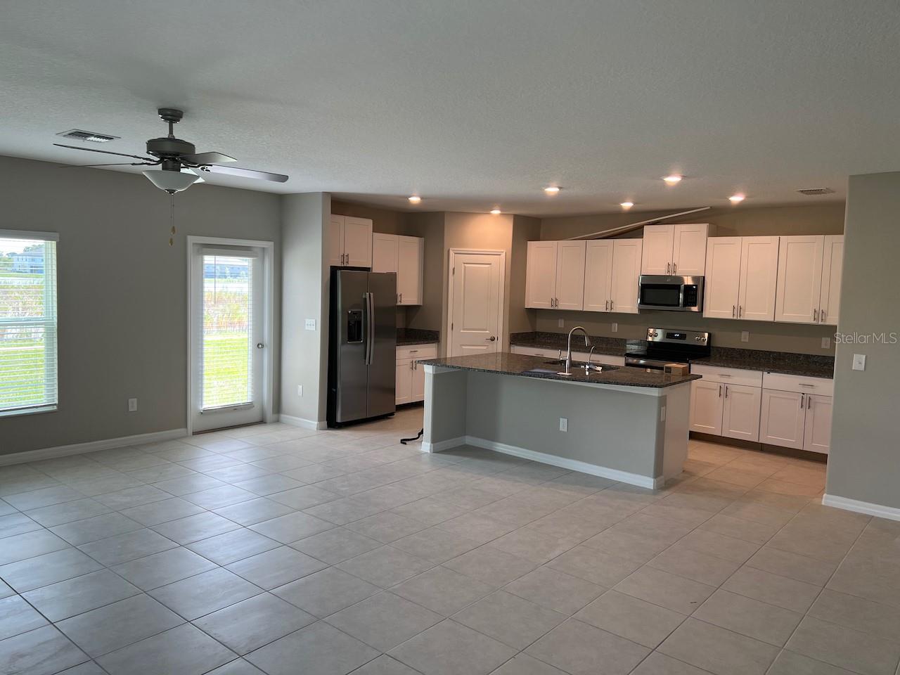 GLENCOVE/BAYPARK PH 2 - Residential Lease