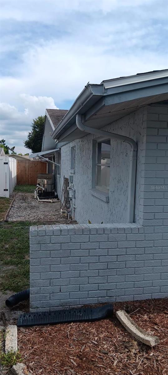 EMBASSY HILLS - Residential Lease