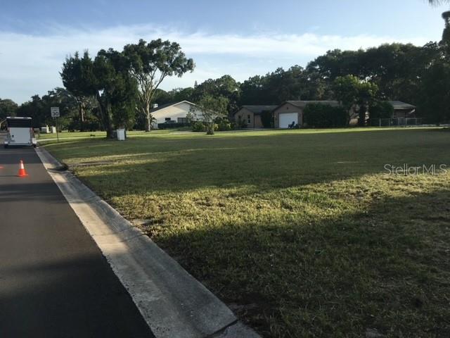KNOTTY PINE ESTATES - Land