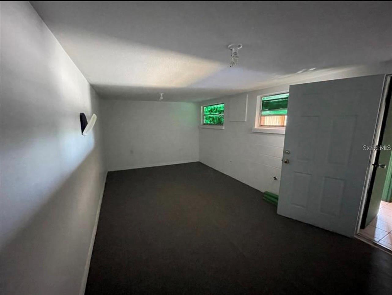 VILLA PARK - Commercial Lease
