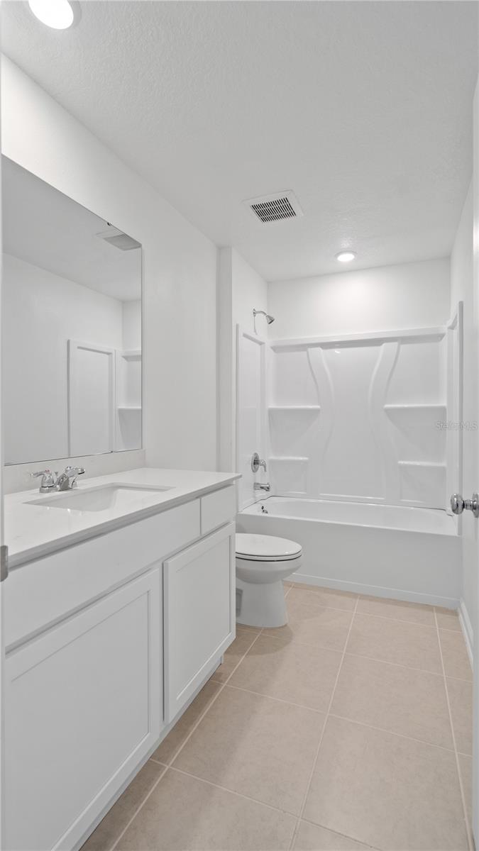HUNT CLUB GROVES 50S - Residential