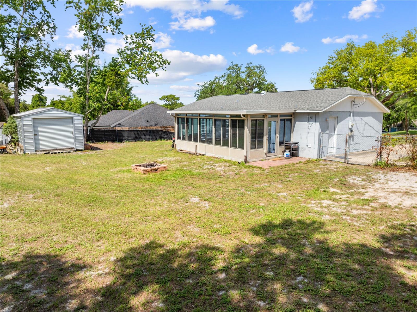 DELTONA LAKES UNIT 12 - Residential