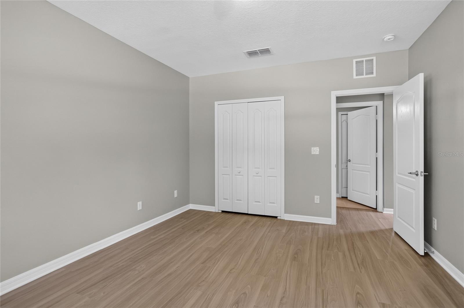 LEESBURG ARLINGTON RIDGE PH 02 - Residential
