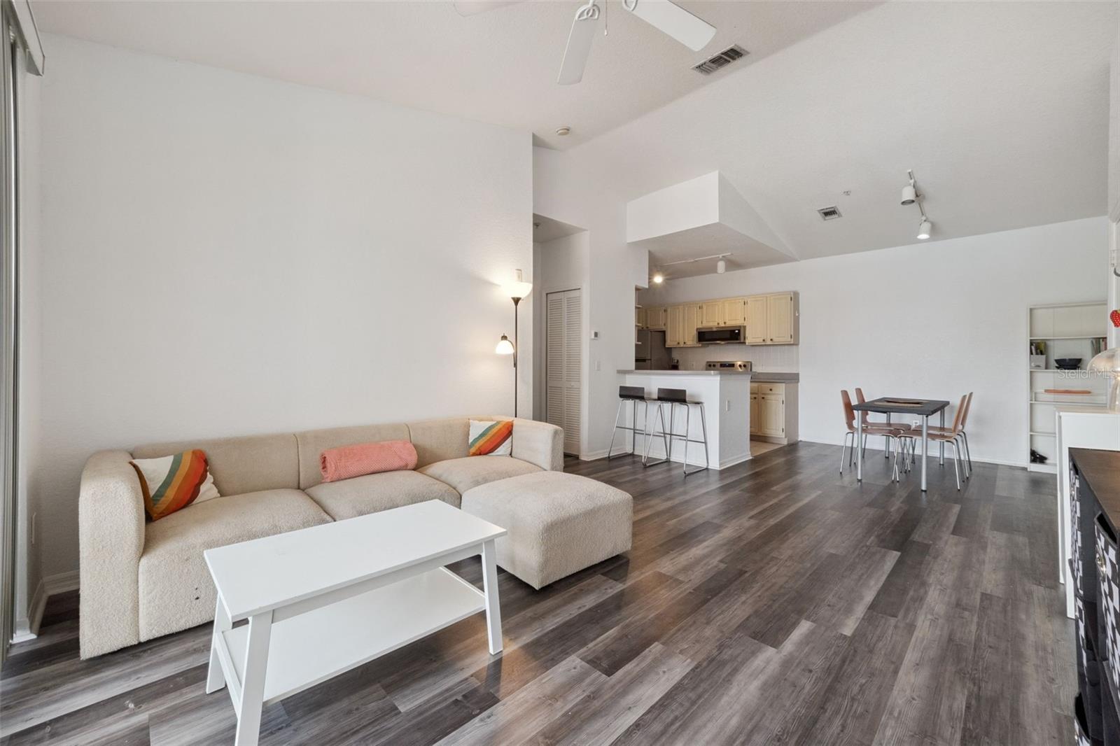 BELLA TERRA - Residential