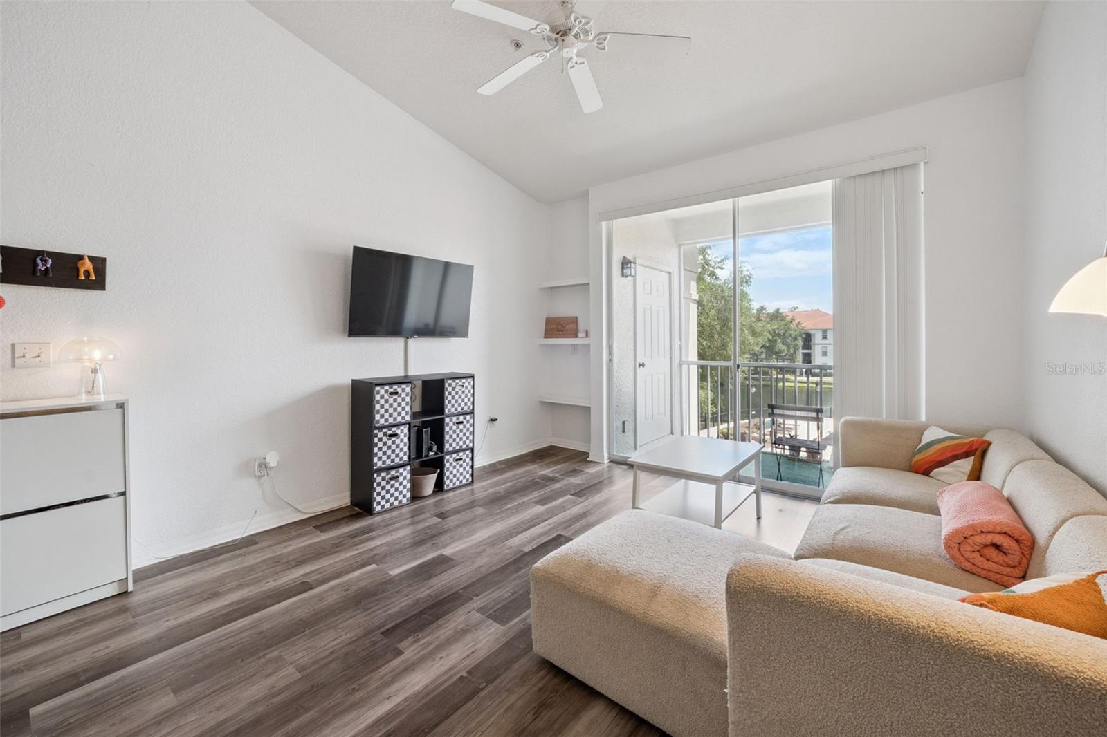 BELLA TERRA - Residential