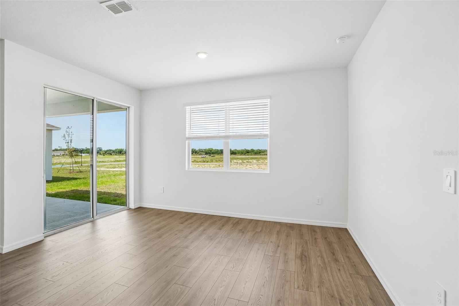 HAWTHORNE RANCH - Residential
