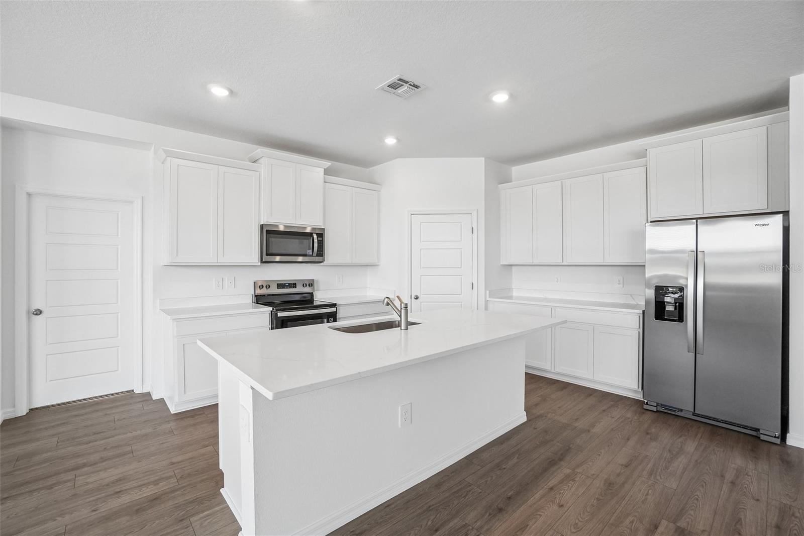 HAWTHORNE RANCH - Residential