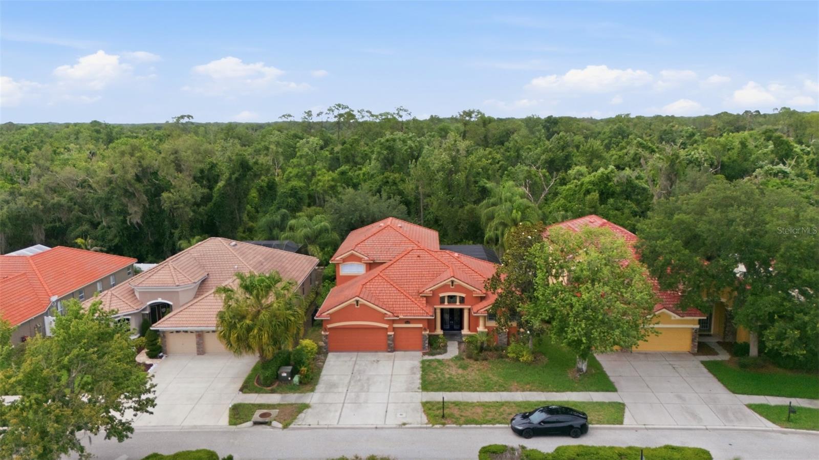 WATERS EDGE 01 - Residential