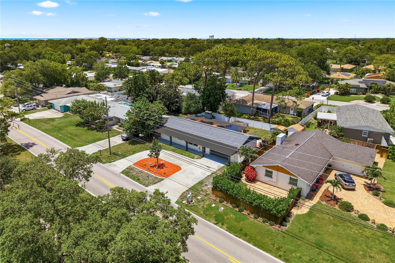 FAIRWAY MANOR - Residential Lease