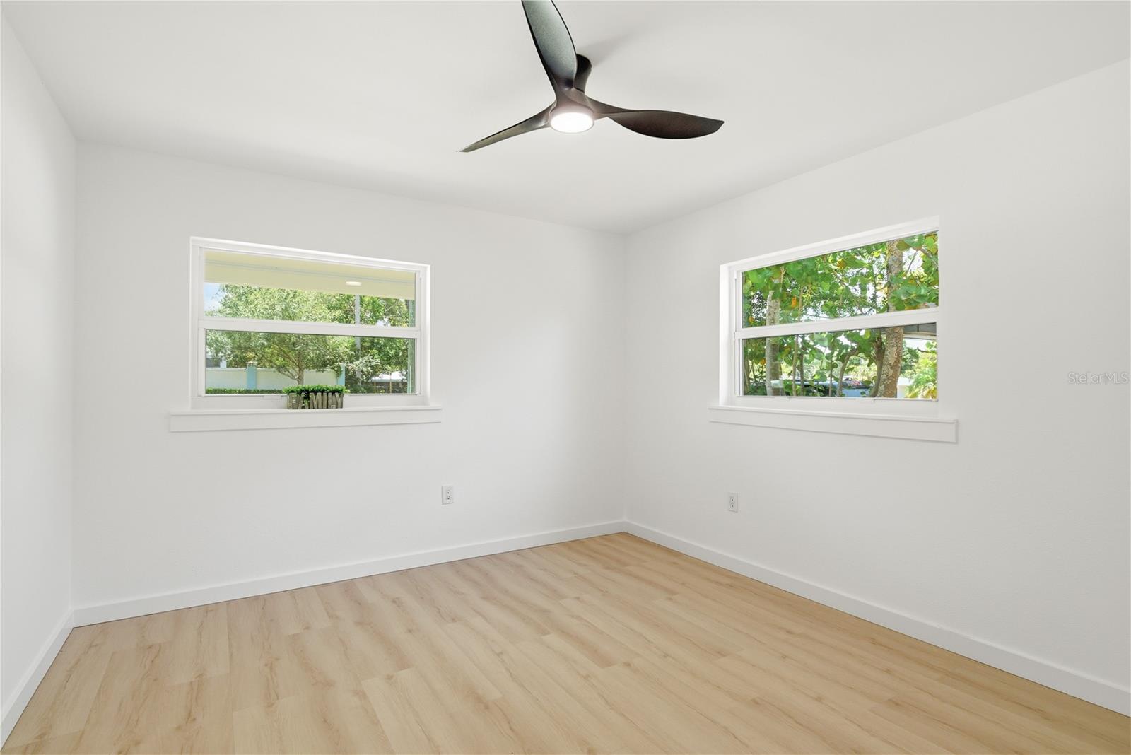 FAIRWAY MANOR - Residential Lease