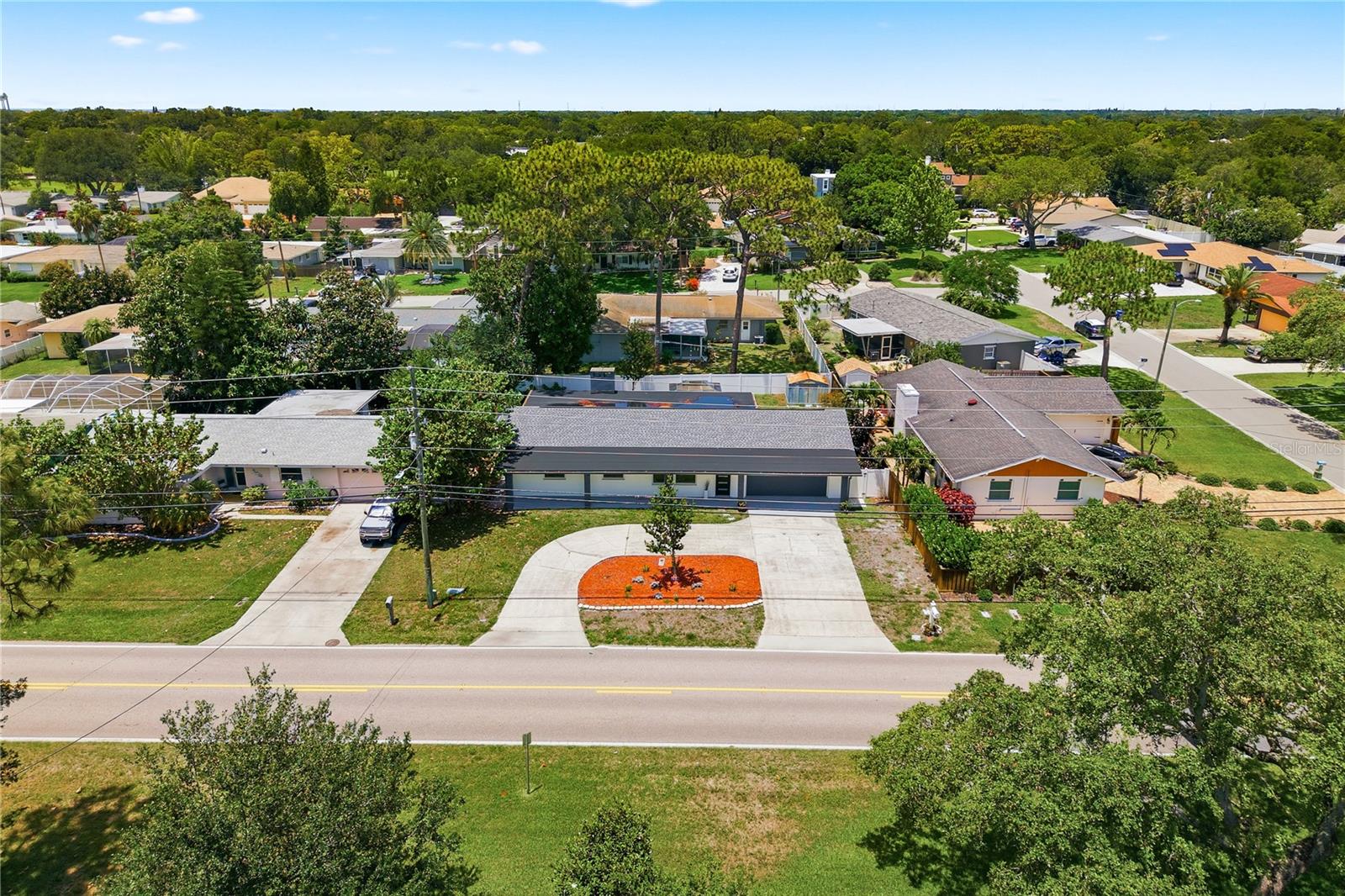 FAIRWAY MANOR - Residential Lease