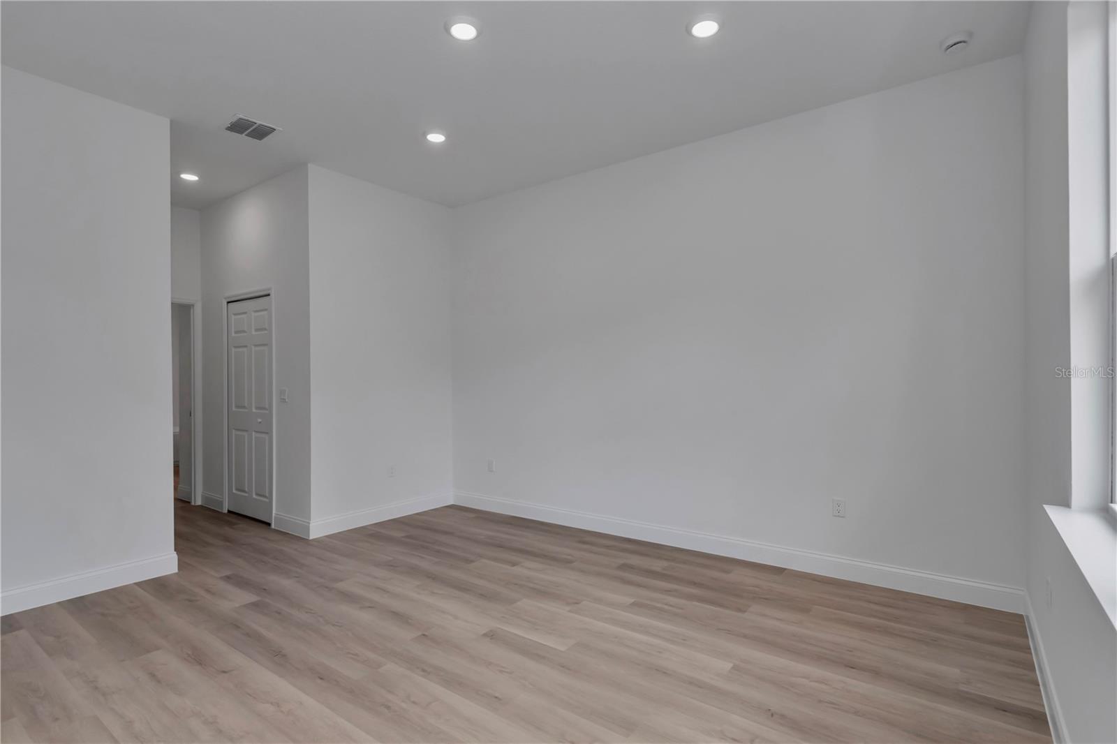 CITRUS SPGS UNIT 07 - Residential