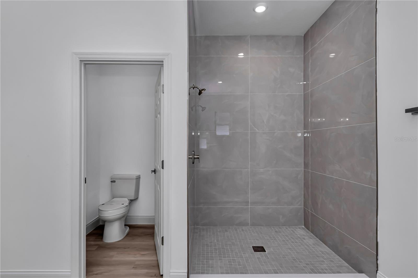 CITRUS SPGS UNIT 07 - Residential