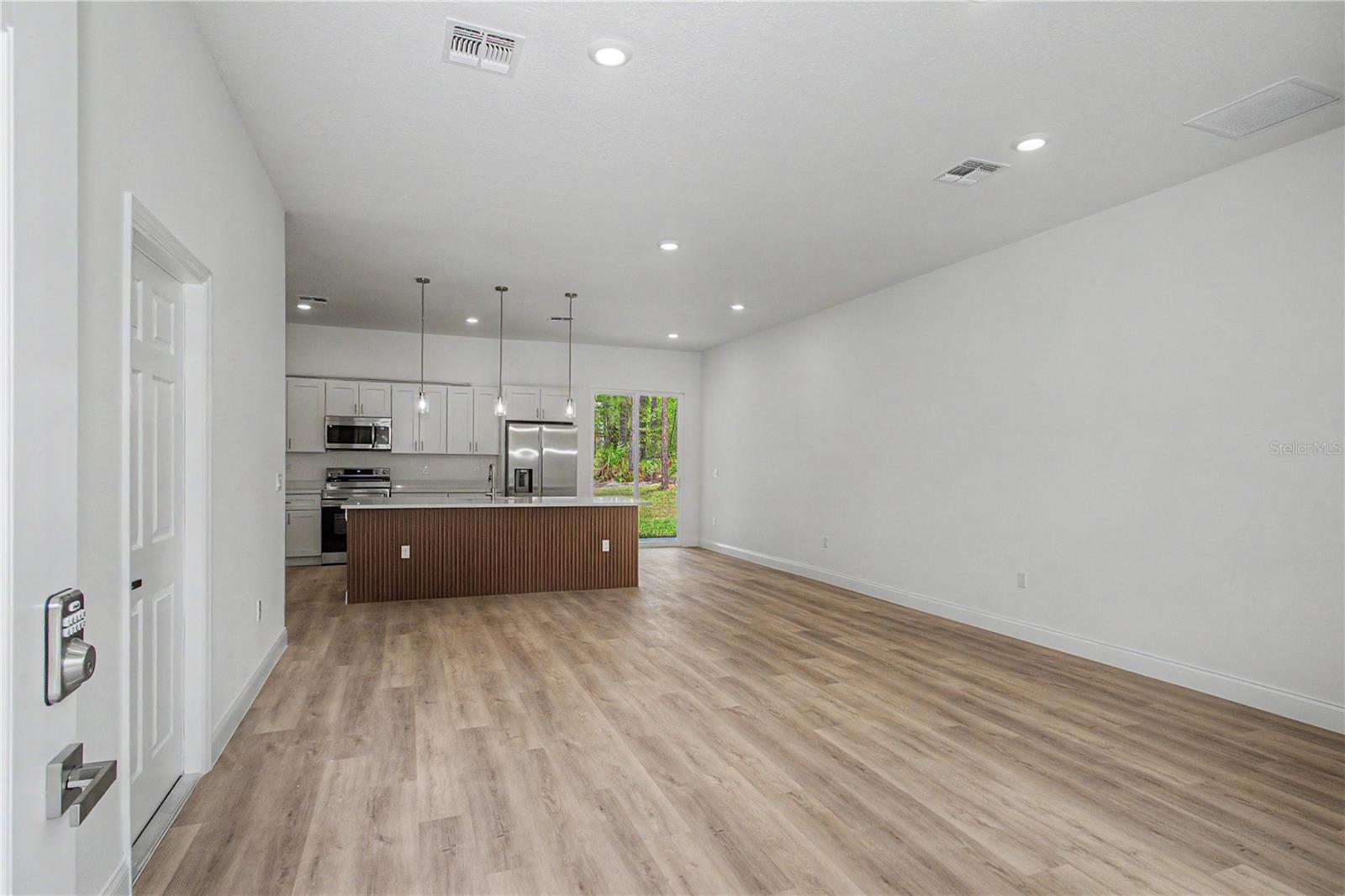 CITRUS SPGS UNIT 07 - Residential