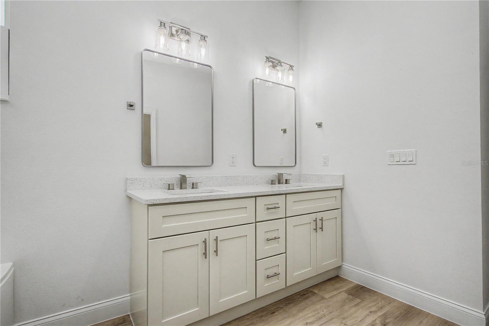 CITRUS SPGS UNIT 07 - Residential