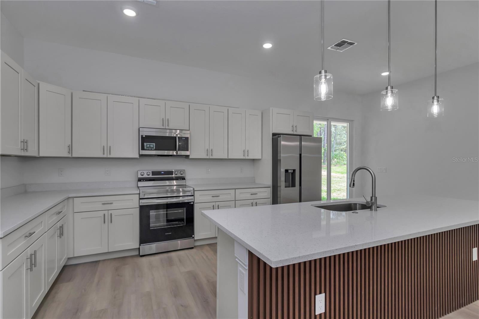 CITRUS SPGS UNIT 07 - Residential