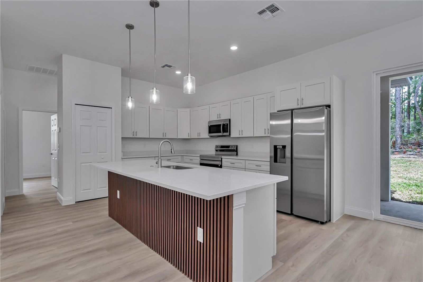 CITRUS SPGS UNIT 07 - Residential