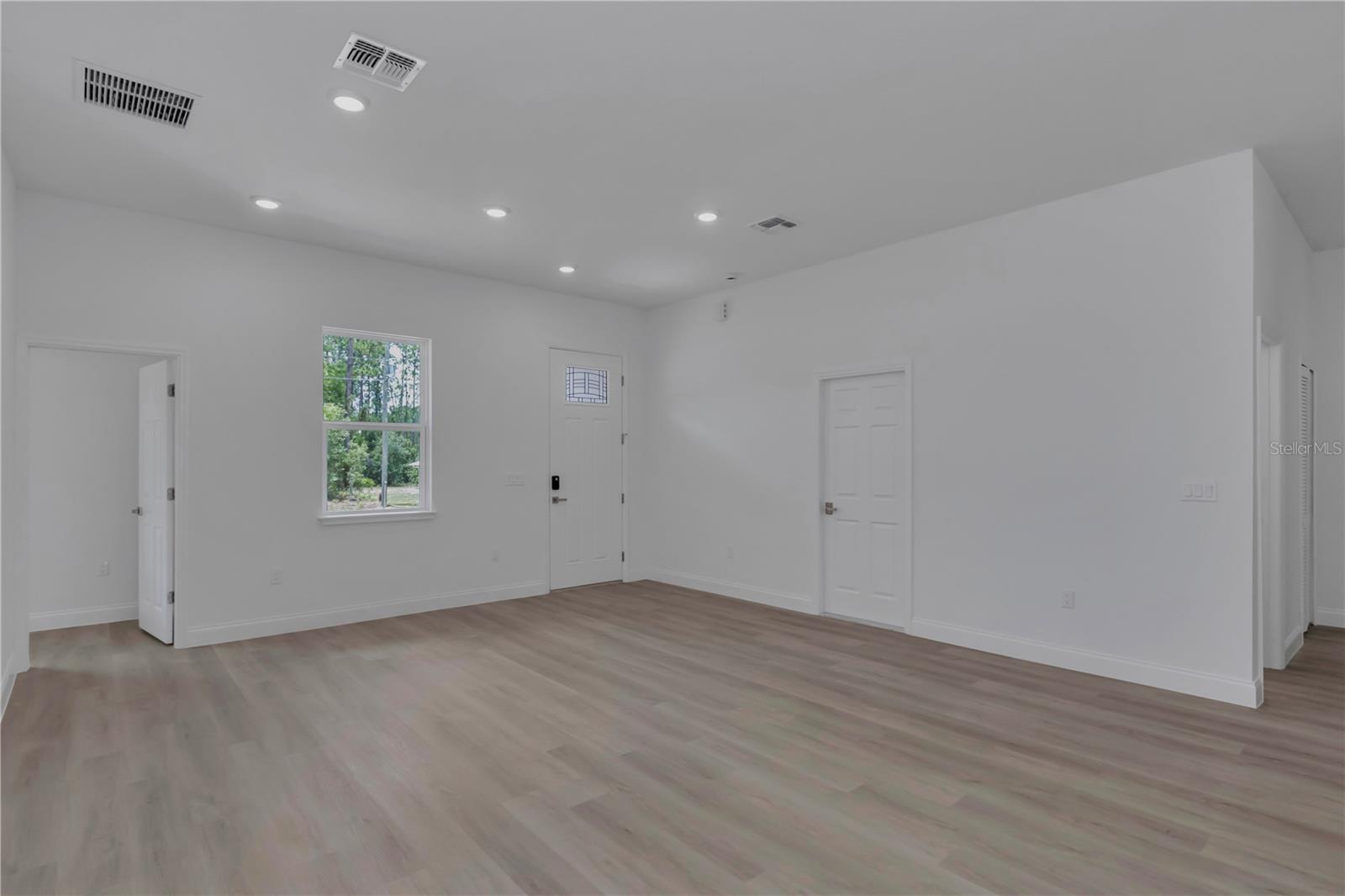 CITRUS SPGS UNIT 07 - Residential