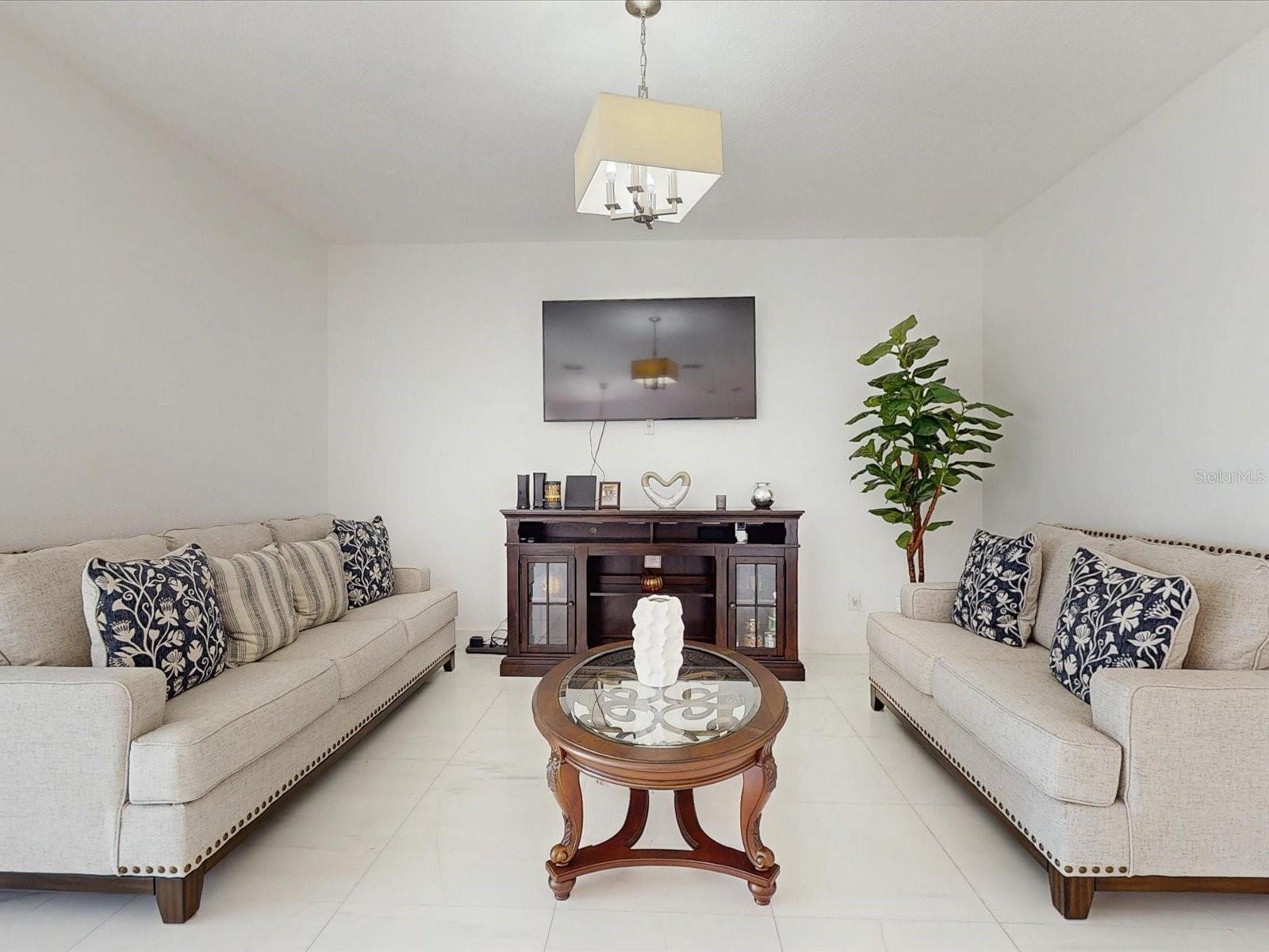 VISTA LAKES VILLAGE N-1 PEMBROKE - Residential
