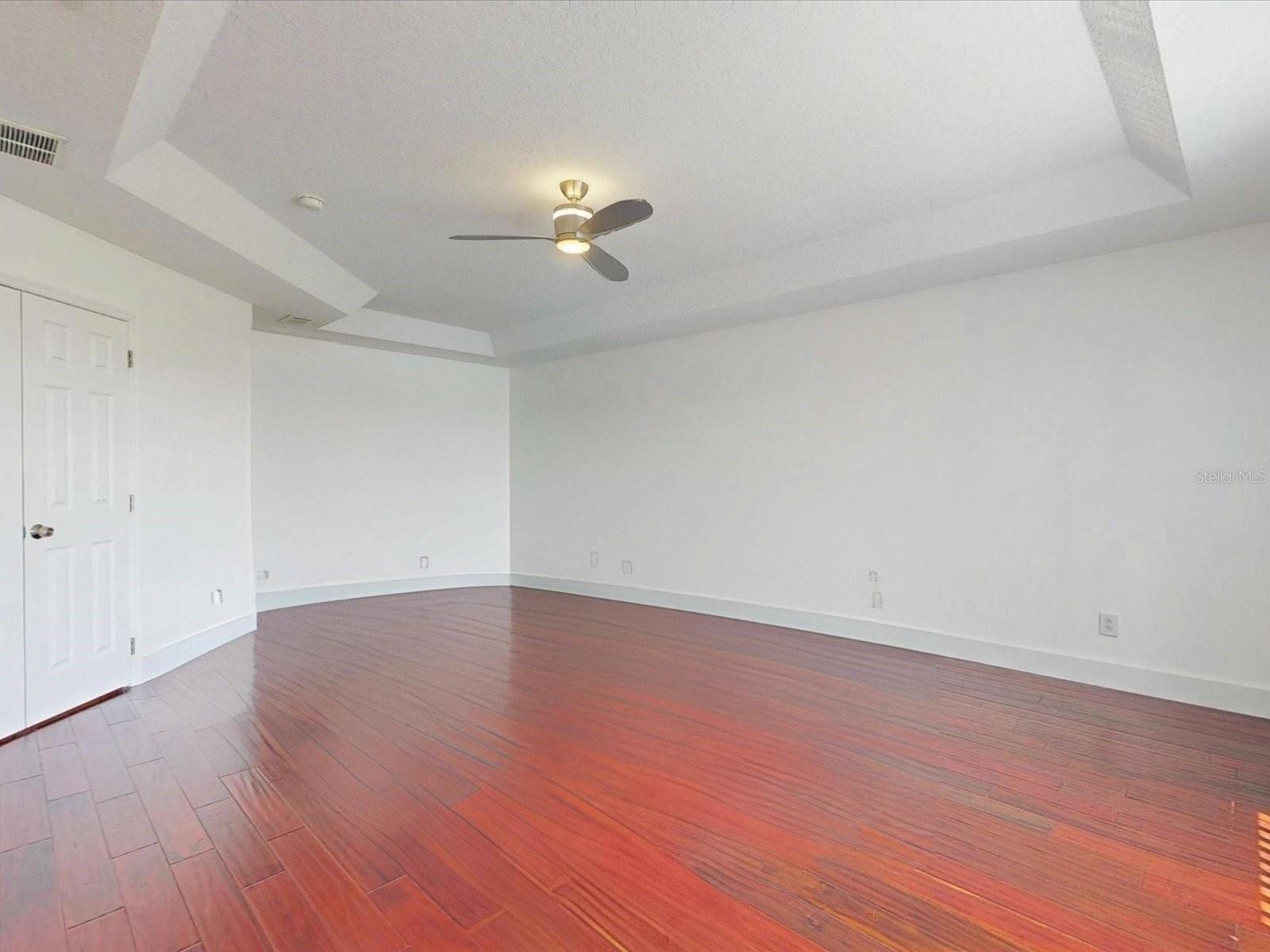 VISTA LAKES VILLAGE N-1 PEMBROKE - Residential