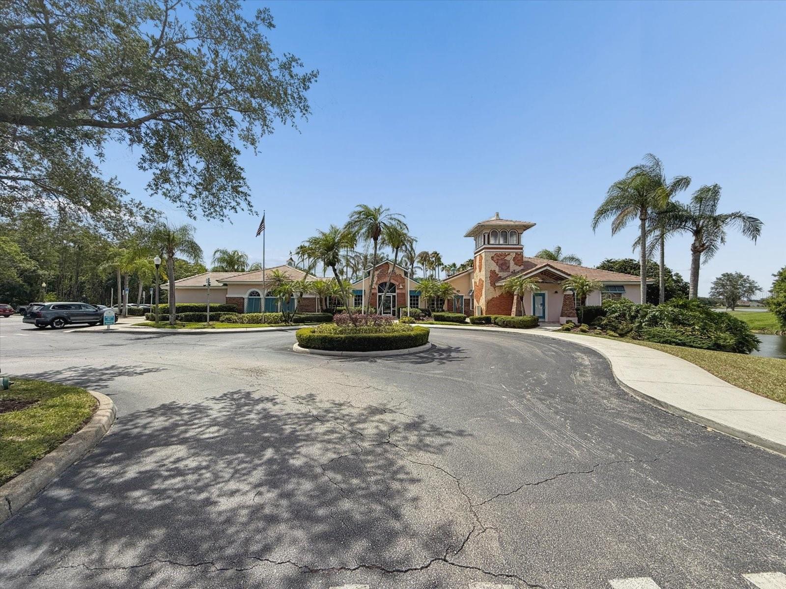 VISTA LAKES VILLAGE N-1 PEMBROKE - Residential