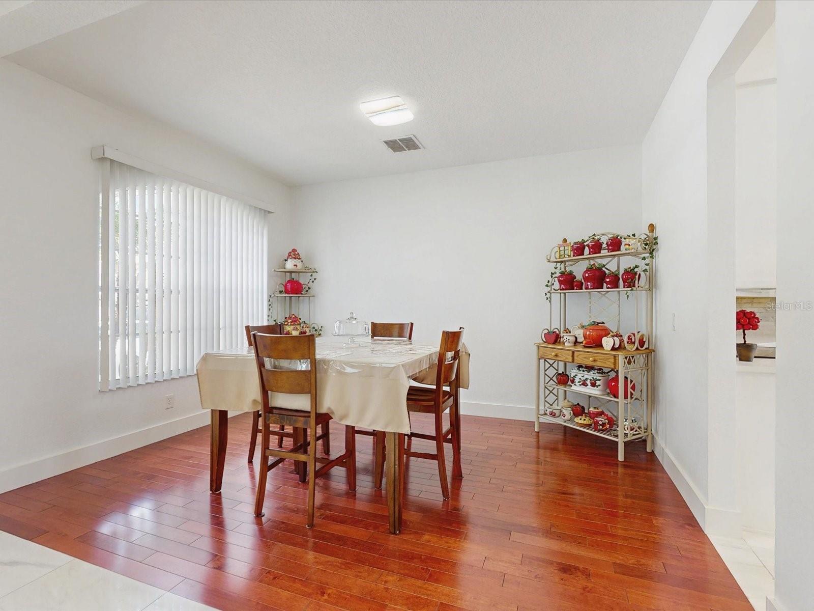 VISTA LAKES VILLAGE N-1 PEMBROKE - Residential
