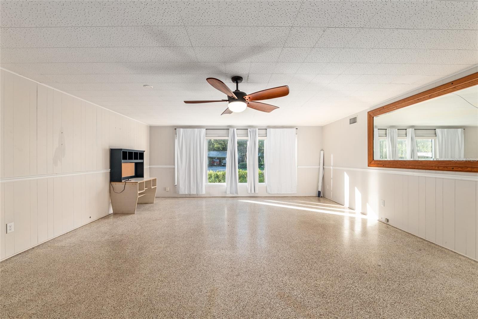 WILLISTON - Residential