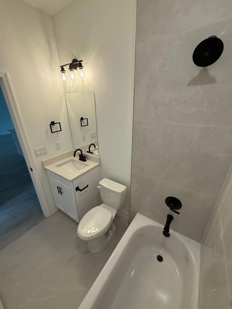 CITRUS SPGS UNIT 06 - Residential