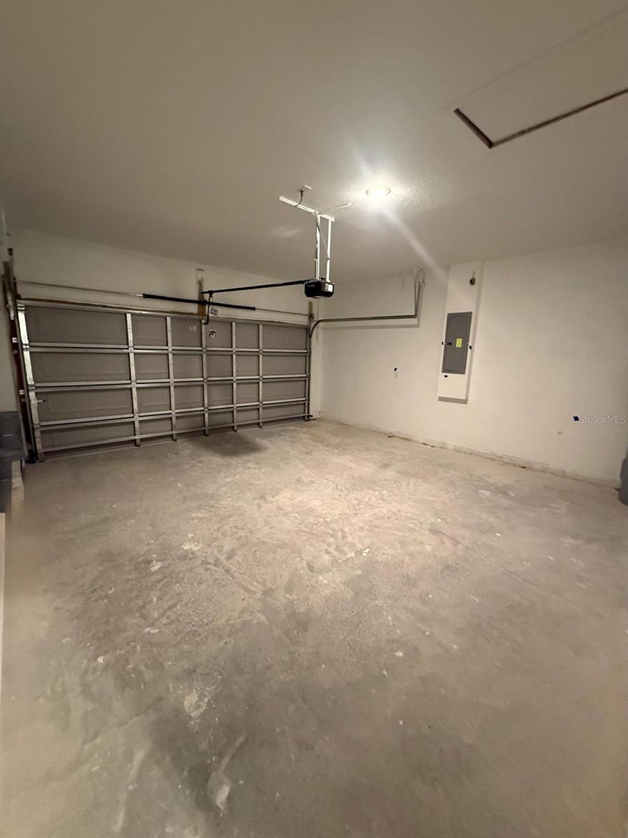 CITRUS SPGS UNIT 06 - Residential