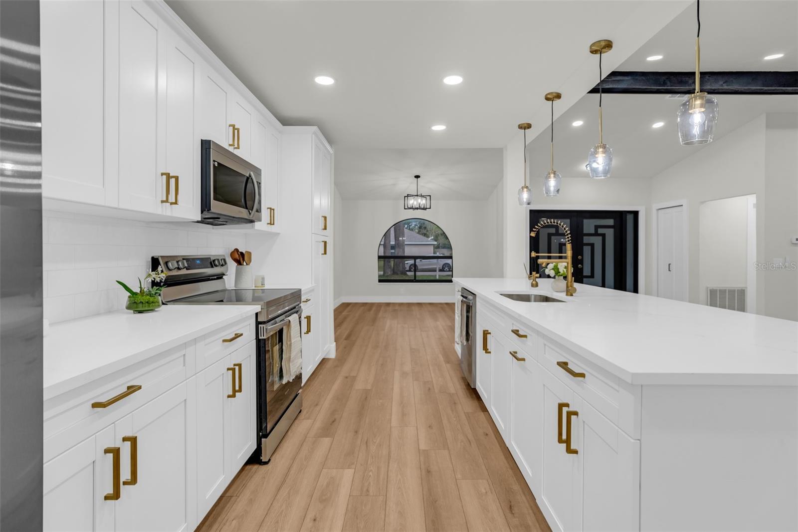SPRING HILL - Residential