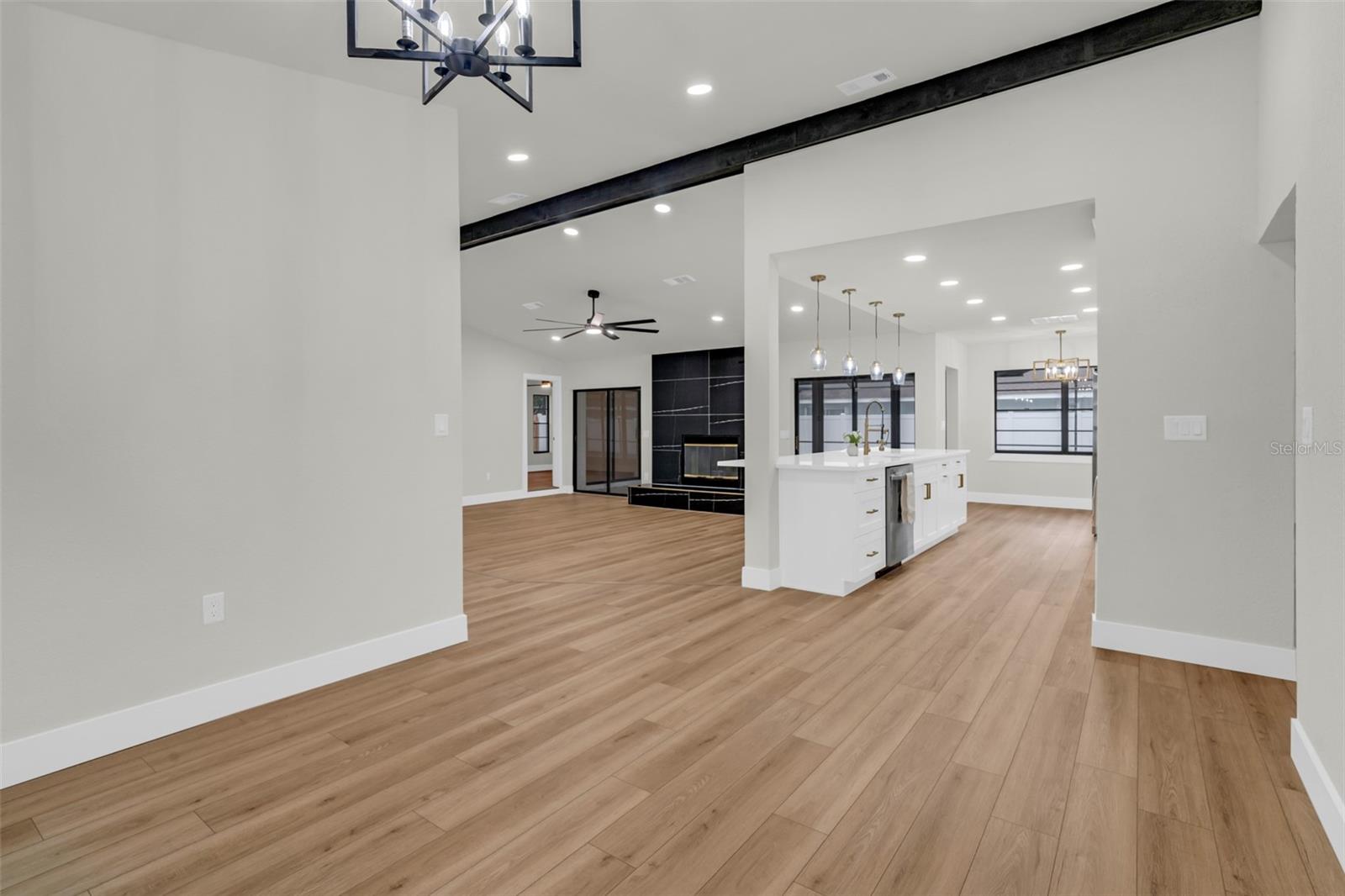 SPRING HILL - Residential
