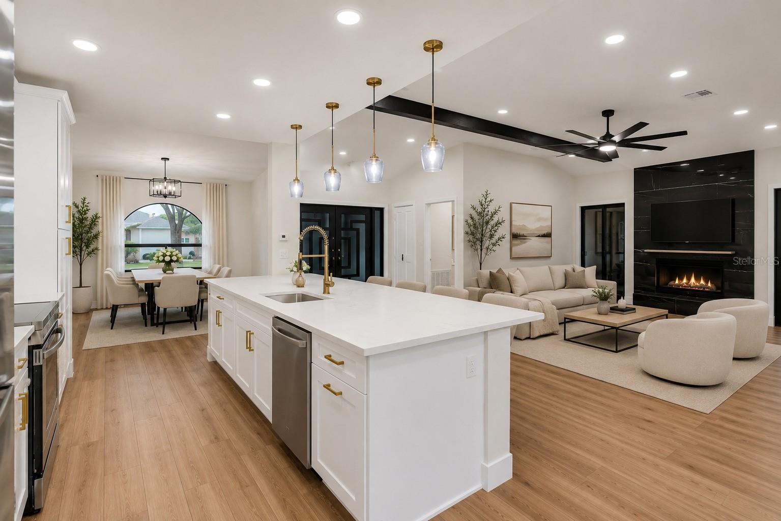 SPRING HILL - Residential