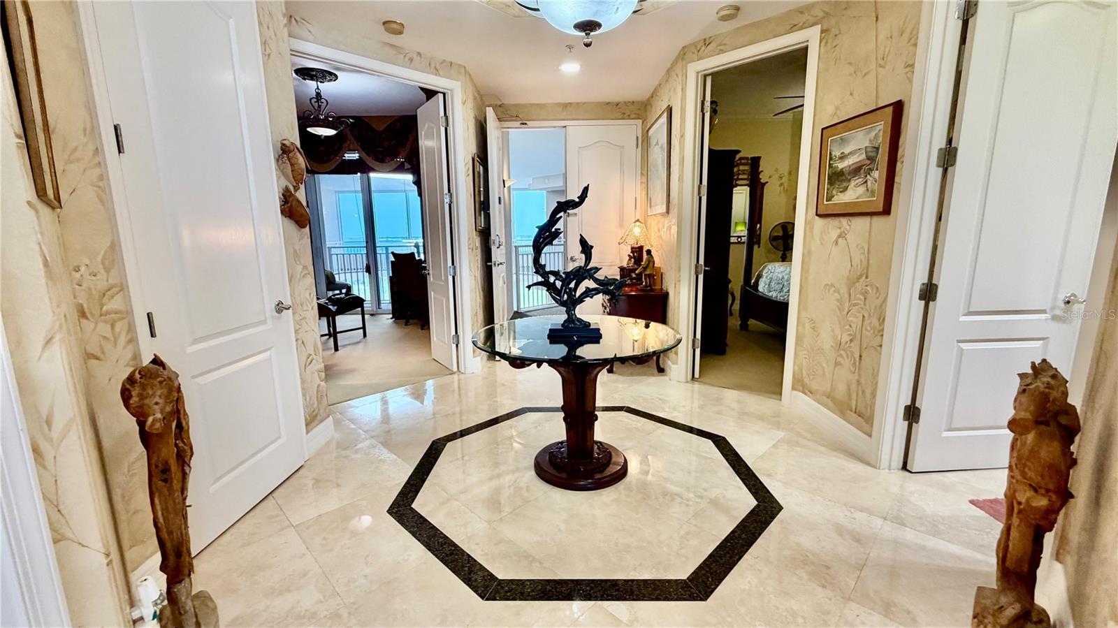 THE ATRIUM ON THE OCEAN LL - Residential