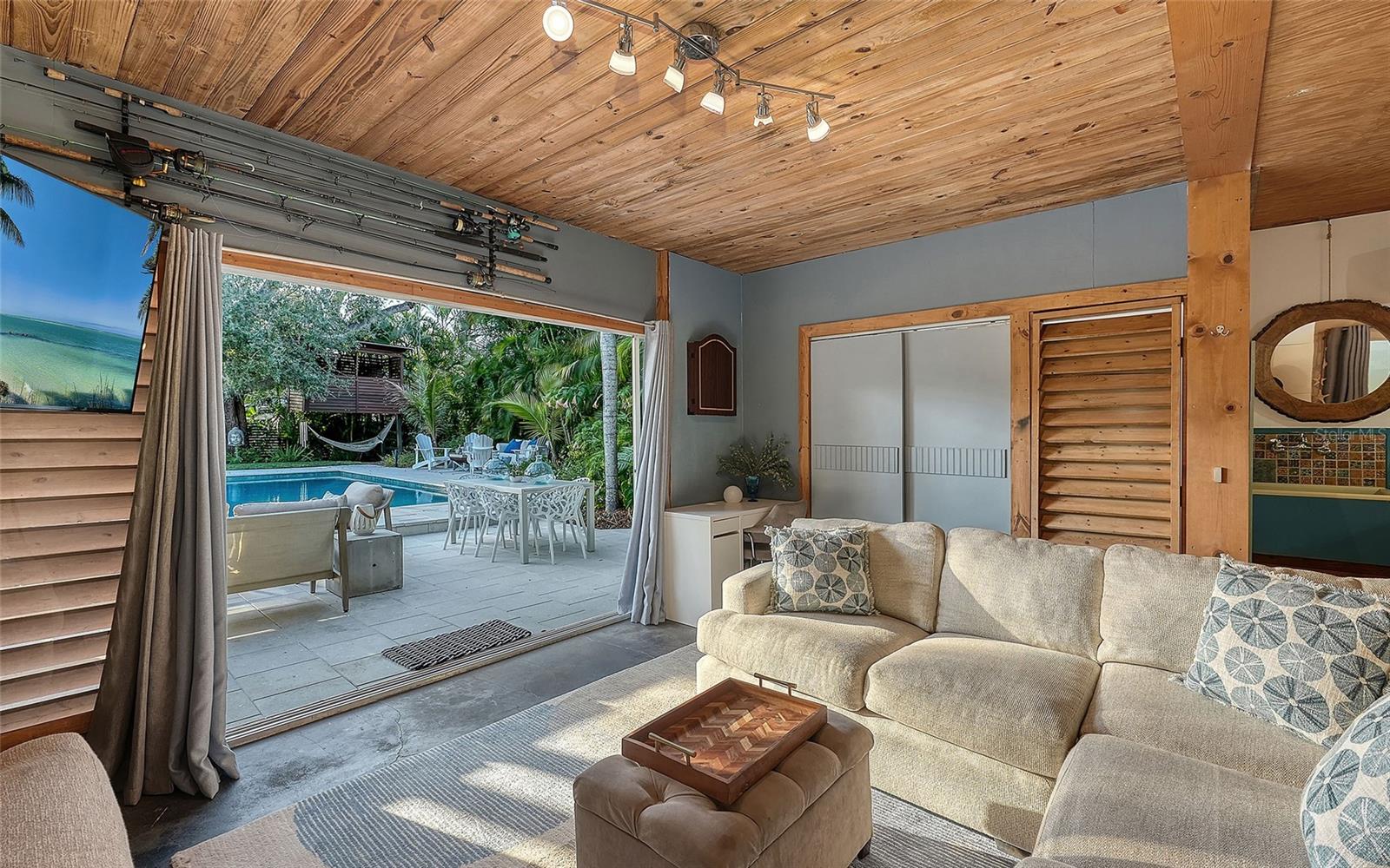MCCLELLAN PARK - Residential