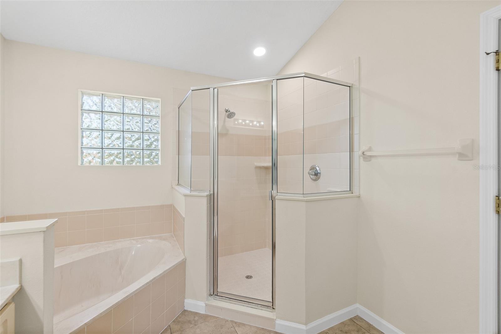 BRIDGEWATER/FLAGLER BEACH CONDO - Residential