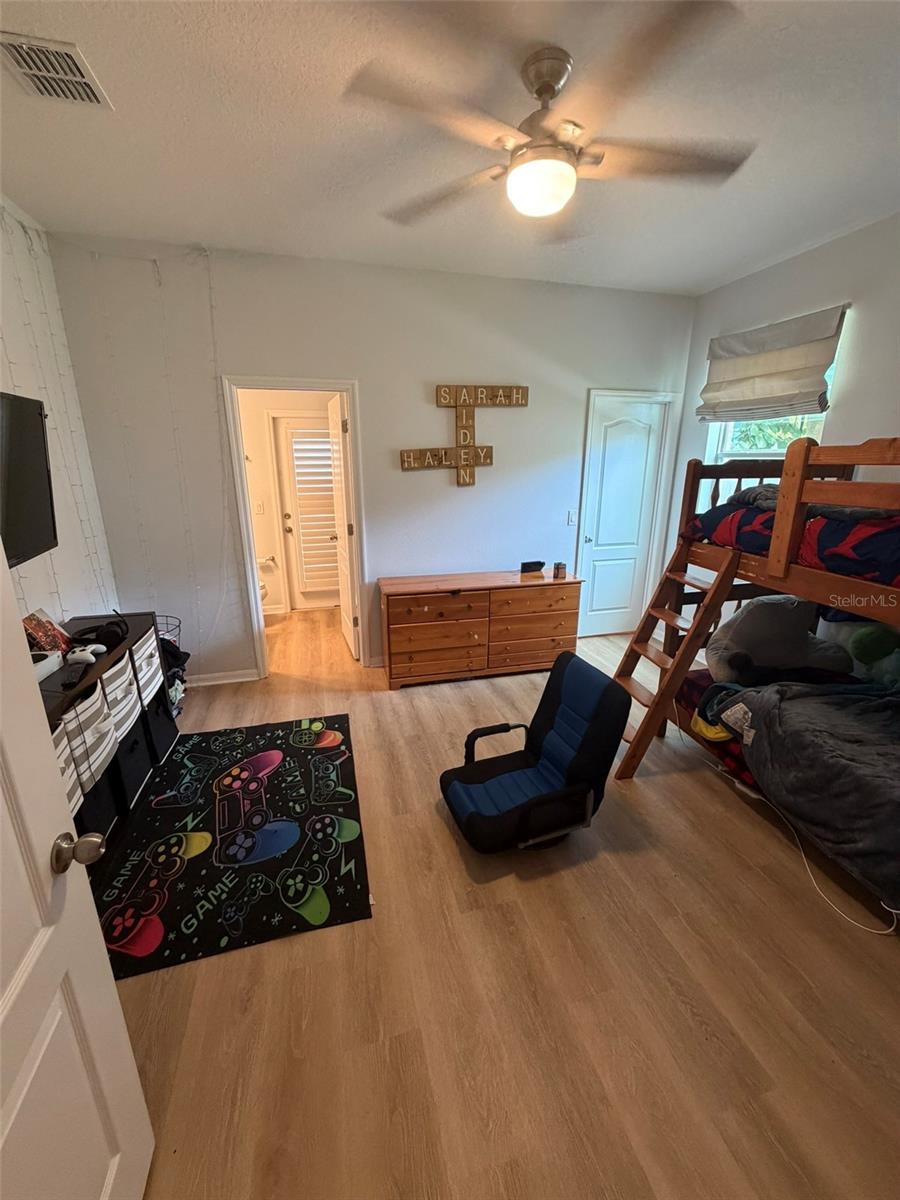 WEKIVA RUN PHASE 3-B - Residential