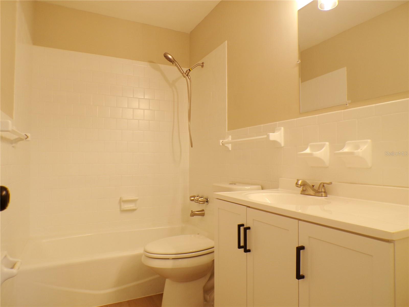 KINGSTON ESTATES - Residential