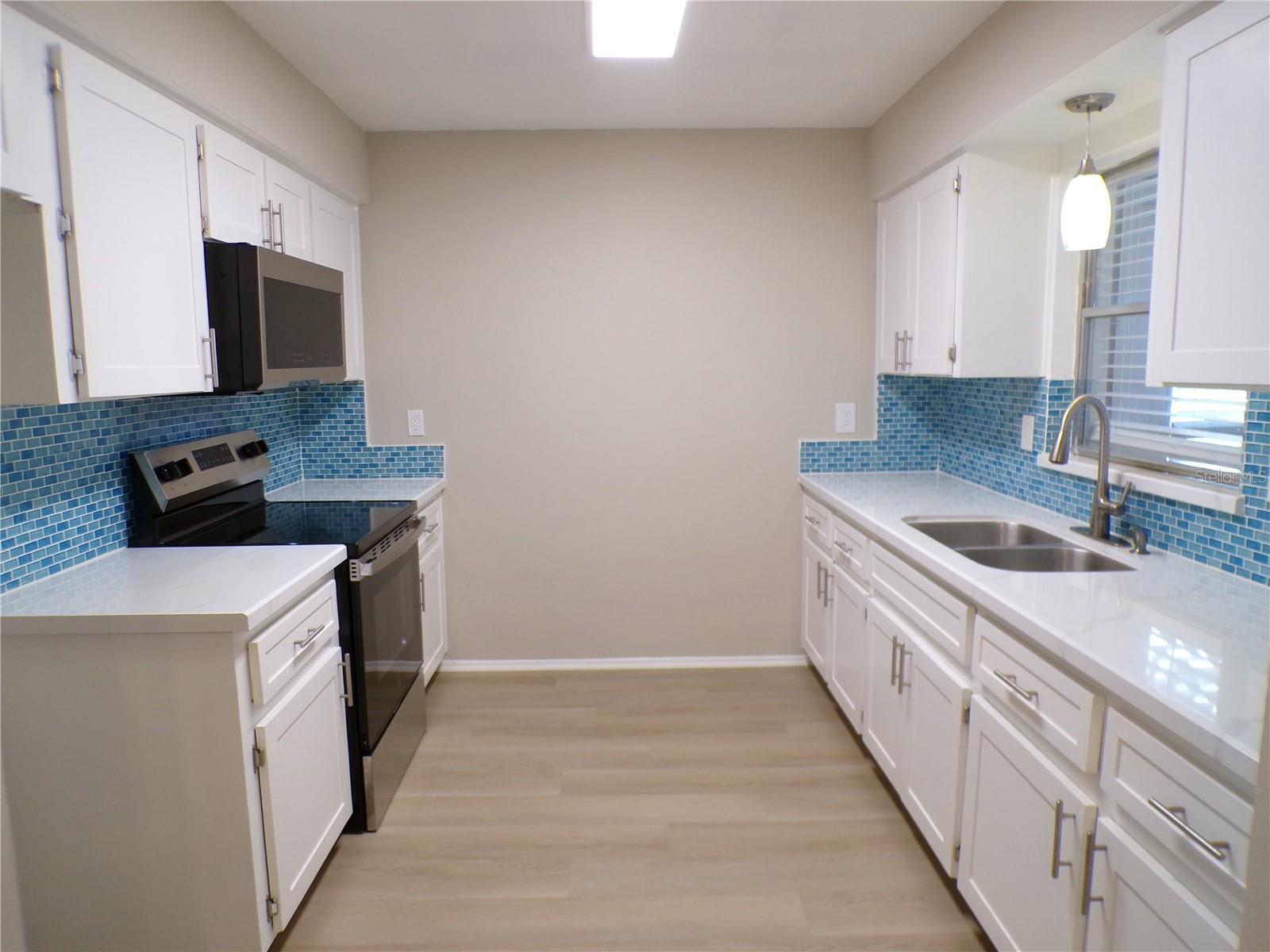 KINGSTON ESTATES - Residential