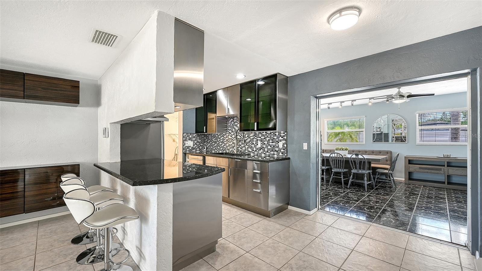 RIDGEWOOD ESTATES ADD 04 - Residential