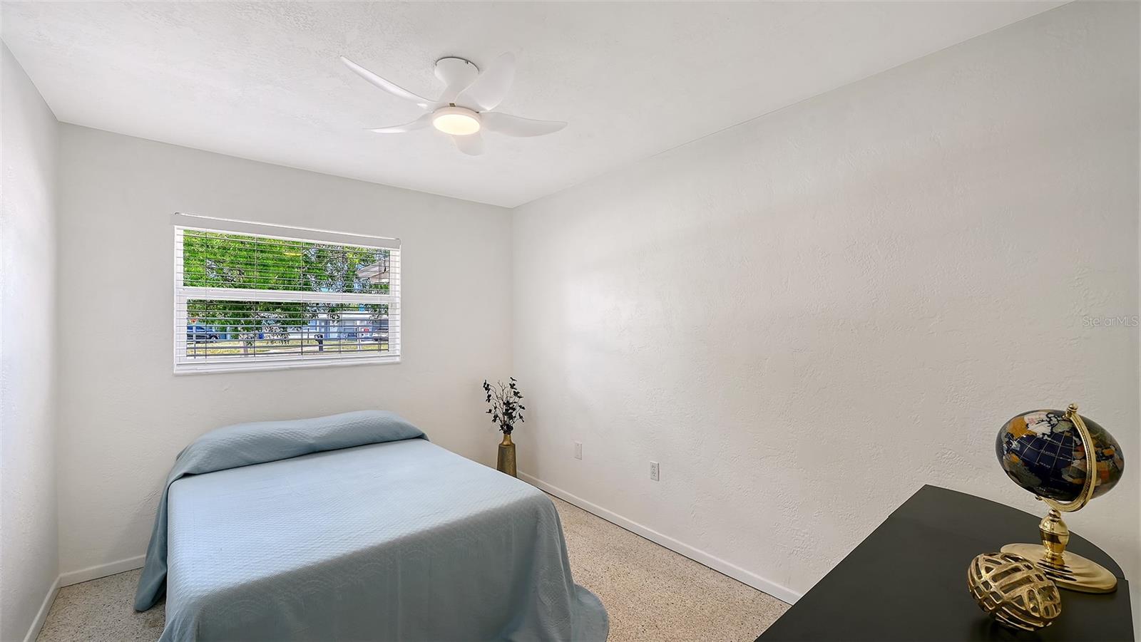 RIDGEWOOD ESTATES ADD 04 - Residential